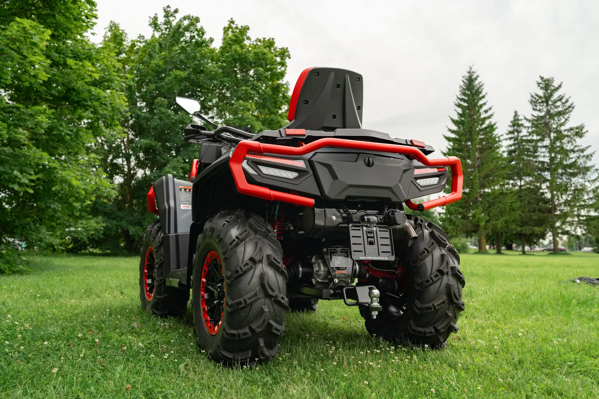 UPMOTO TCROSSER X 1000L MUD PRO nurmella